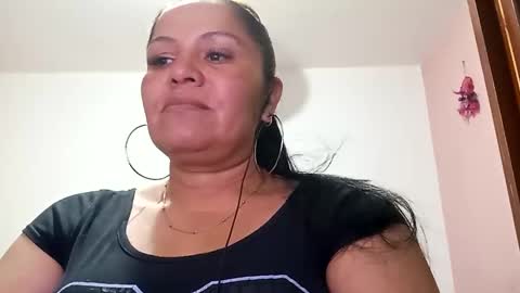 Snapshot of francy_froz chatting on 02/15/25, 02:47 francy froz online show from 02/15/25, 02:47