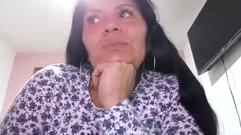 Snapshot of francy_froz chatting on 11/29/25, 12:46 francy froz online show from 11/29/25, 12:46