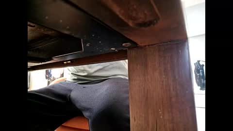 frank198830 online show from 12/16/25, 09:14