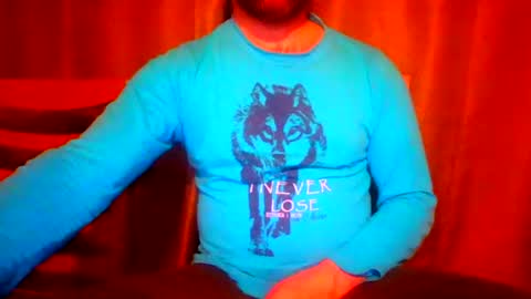 Snapshot of frank84848 chatting on 02/17/25, 08:58 Frank online show from 02/17/25, 08:58