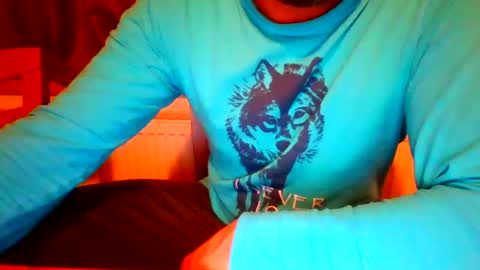 Snapshot of frank84848 chatting on 02/19/25, 08:52 Frank online show from 02/19/25, 08:52