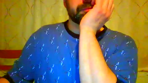 Snapshot of frank84848 chatting on 01/14/26, 08:58 Frank online show from 01/14/26, 08:58