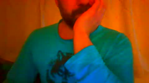 Snapshot of frank84848 chatting on 02/18/26, 08:38 Frank online show from 02/18/26, 08:38