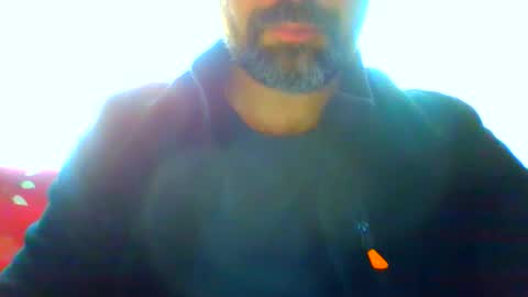 Snapshot of frank84848 chatting on 05/18/26, 03:07 Frank online show from 05/18/26, 03:07