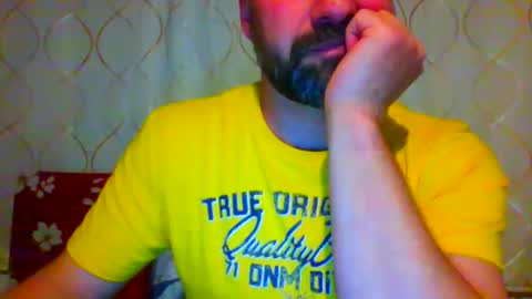 Snapshot of frank84848 chatting on 05/28/26, 08:06 Frank online show from 05/28/26, 08:06