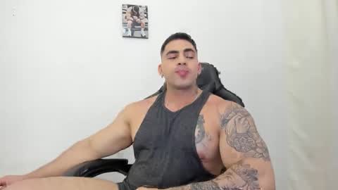 frank_foxx1 online show from 02/04/26, 02:39