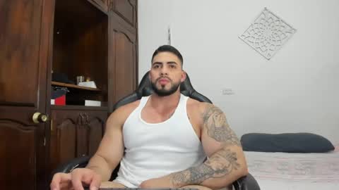 frank_foxx1 online show from 07/28/26, 04:41