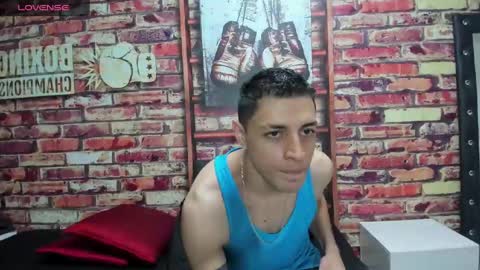 Snapshot of frank_millers chatting on 01/29/25, 11:04 Frank online show from 01/29/25, 11:04