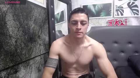 Snapshot of frank_millers chatting on 02/10/25, 03:53 Frank online show from 02/10/25, 03:53