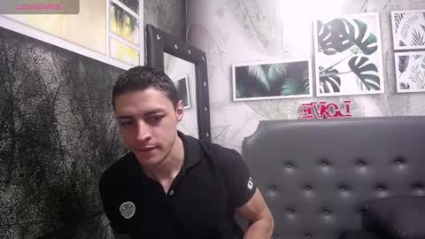 Snapshot of frank_millers chatting on 02/11/25, 03:29 Frank online show from 02/11/25, 03:29