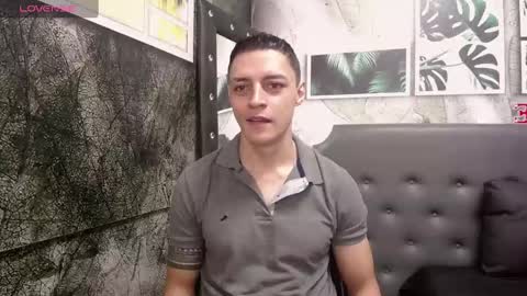 Snapshot of frank_millers chatting on 02/21/25, 04:26 Frank online show from 02/21/25, 04:26