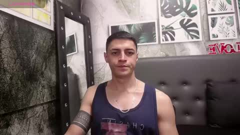 Snapshot of frank_millers chatting on 02/22/25, 11:46 Frank online show from 02/22/25, 11:46