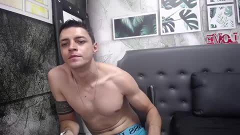 Snapshot of frank_millers chatting on 03/01/25, 03:49 Frank online show from 03/01/25, 03:49