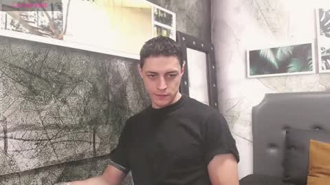 Snapshot of frank_millers chatting on 03/12/25, 06:11 Frank online show from 03/12/25, 06:11