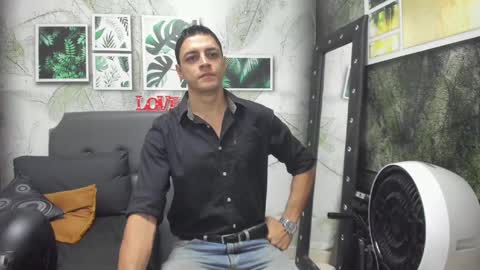 Snapshot of frank_millers chatting on 09/16/25, 04:41 Frank online show from 09/16/25, 04:41