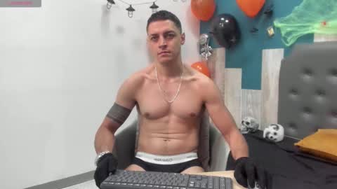 Snapshot of frank_millers chatting on 10/20/25, 08:31 Frank online show from 10/20/25, 08:31