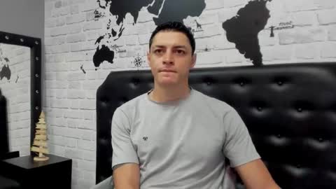 Snapshot of frank_millers chatting on 11/25/25, 07:47 Frank online show from 11/25/25, 07:47