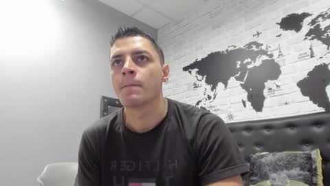 Snapshot of frank_millers chatting on 12/02/25, 07:09 Frank online show from 12/02/25, 07:09