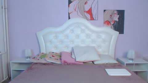 Snapshot of frank_mooree chatting on 02/12/25, 11:07 Frank online show from 02/12/25, 11:07