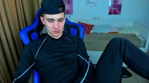 Frank online show from 04/16/26, 04:13