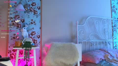 Snapshot of frankiefoxie chatting on 02/01/25, 07:26 Franky online show from 02/01/25, 07:26