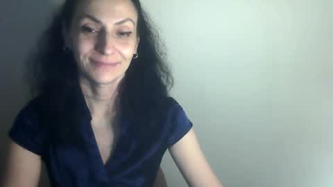 frankieteasing online show from 12/31/24, 09:28