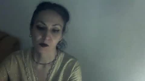 frankieteasing online show from 11/12/25, 07:35