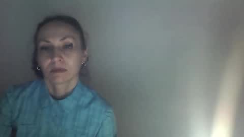 frankieteasing online show from 11/19/25, 08:20