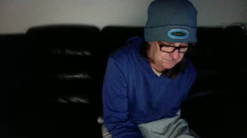 Snapshot of frankifun9 chatting on 09/11/25, 06:30 frankifun9 online show from 09/11/25, 06:30