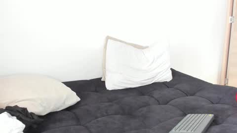 frank online show from 10/19/25, 03:45