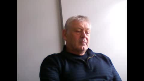 Snapshot of frannkboy61 chatting on 05/14/26, 09:16 frannkboy61 online show from 05/14/26, 09:16