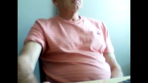 Snapshot of frannkboy61 chatting on 05/24/26, 12:32 frannkboy61 online show from 05/24/26, 12:32