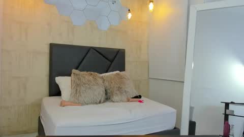 Fransheska online show from 02/20/25, 10:15