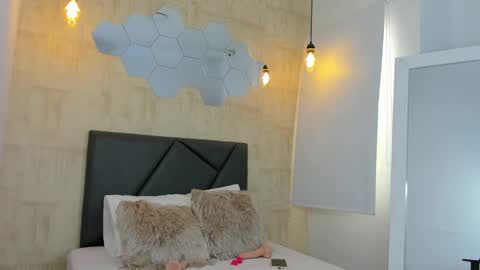 Fransheska online show from 02/27/25, 10:20