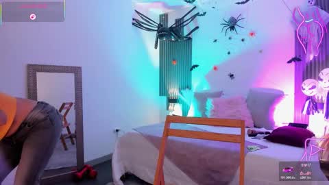 Fransheska online show from 10/27/25, 12:42