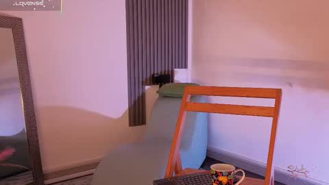 Fransheska online show from 02/12/26, 12:00