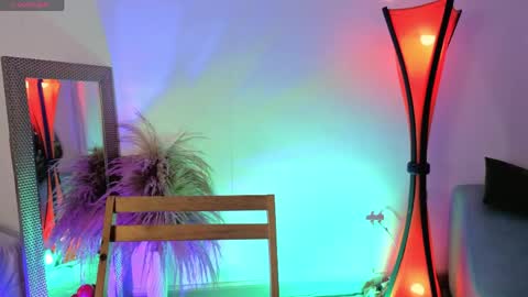 Snapshot of fransheskarossi_ chatting on 04/22/26, 11:56 Fransheska online show from 04/22/26, 11:56