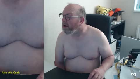 Snapshot of fransje_ chatting on 04/26/26, 05:05 Fransje online show from 04/26/26, 05:05