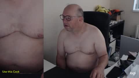 Snapshot of fransje_ chatting on 06/08/26, 03:51 Fransje online show from 06/08/26, 03:51