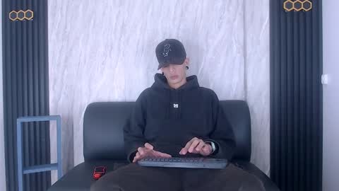 Franvill trato online show from 10/12/25, 12:04