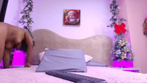 FRANYELY online show from 12/01/25, 07:19