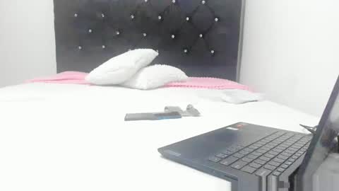 franyjuly online show from 01/09/25, 03:36