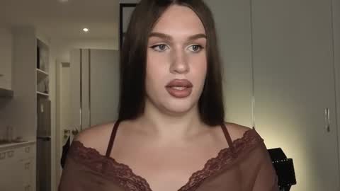 Snapshot of franzeva chatting on 06/25/26, 11:48 I am franzeva online show from 06/25/26, 11:48