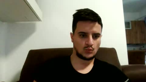 Snapshot of fraromeo2 chatting on 12/28/24, 08:58 fraromeo2 online show from 12/28/24, 08:58