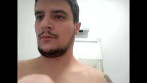 Snapshot of fraromeo2 chatting on 10/22/25, 03:34 fraromeo2 online show from 10/22/25, 03:34