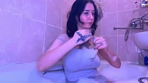 mistress Bastet and  mintcola online show from 12/18/24, 05:00