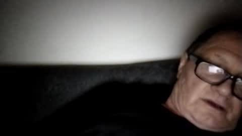 Snapshot of frauenfeind1 chatting on 12/10/24, 09:01 Wolfi online show from 12/10/24, 09:01