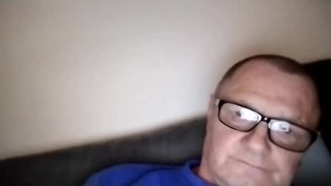 Snapshot of frauenfeind1 chatting on 02/27/25, 08:17 Wolfi online show from 02/27/25, 08:17