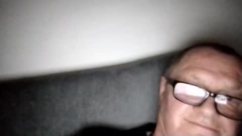 Snapshot of frauenfeind1 chatting on 03/08/25, 04:06 Wolfi online show from 03/08/25, 04:06