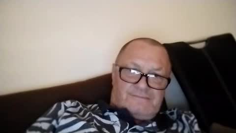 Snapshot of frauenfeind1 chatting on 09/09/25, 06:24 Wolfi online show from 09/09/25, 06:24